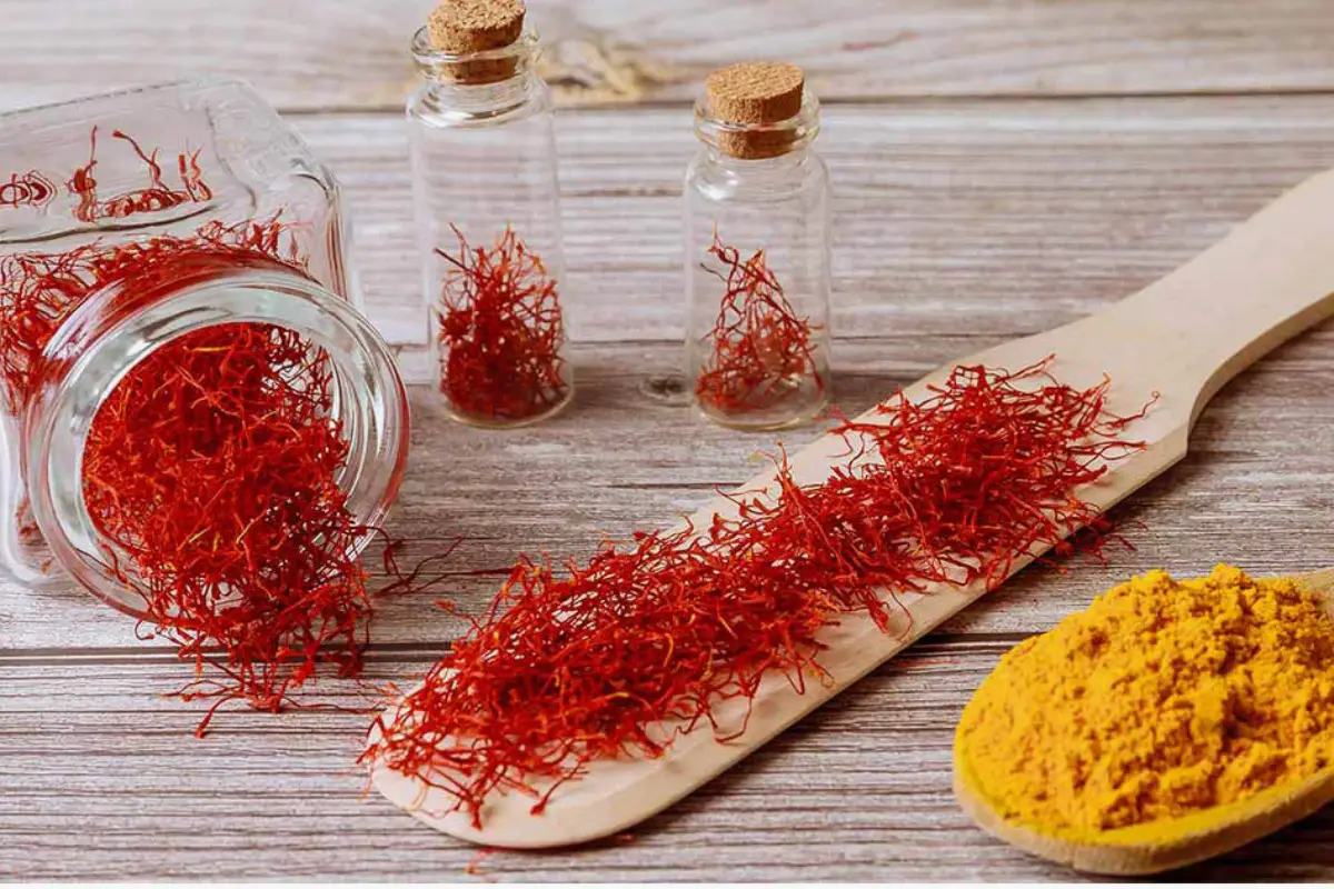 are turmeric and saffron the same thing